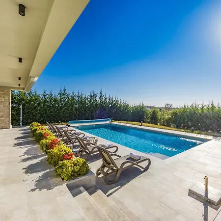Luxury Miracle - Wellness, Pool, Gym