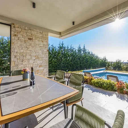Luxury Miracle - Wellness, Pool, Gym Brtonigla